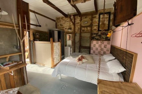Dans la chambre La Cabane