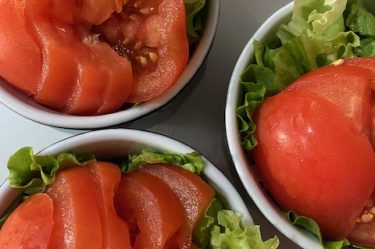 Delicious tomato salad