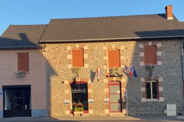 Facade of La Bouchère 33