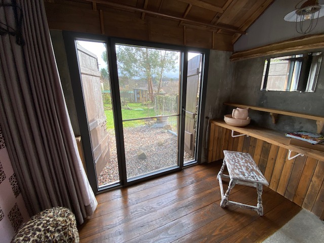 De La Cabane slaapkamer zicht naar buiten