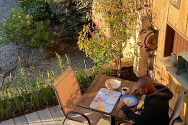 Breakfast outside